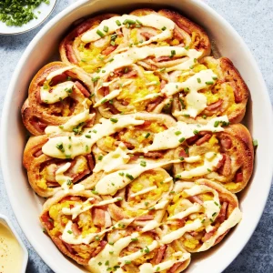 Hollandaise paratha roll